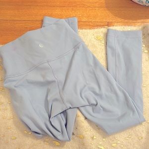 RARE LULULEMON BLUE LEGGINGS NEVER WORN